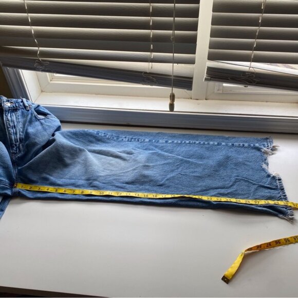 AE Dreamy Drape Super High-Waisted Baggy Wide-Leg Jean Woman 12 Blue Distressed - Picture 14 of 16